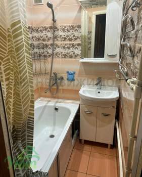 2-к квартира, вторичка, 44м2, 5/5 этаж