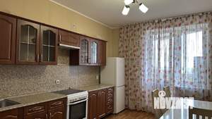2-к квартира, вторичка, 65м2, 10/17 этаж