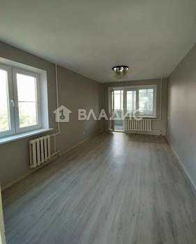 4-к квартира, вторичка, 81м2, 5/9 этаж